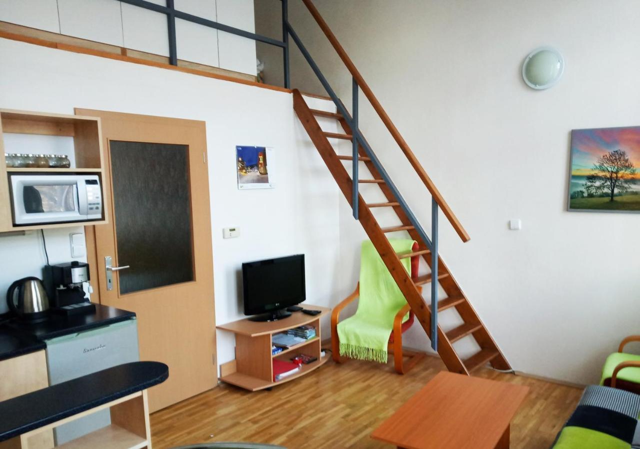 Appartement Stastna Trinactka à Svoboda nad Úpou Extérieur photo